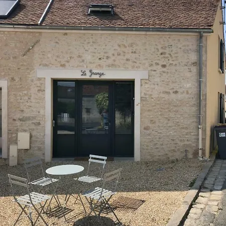 La Grange Holiday home Ury
